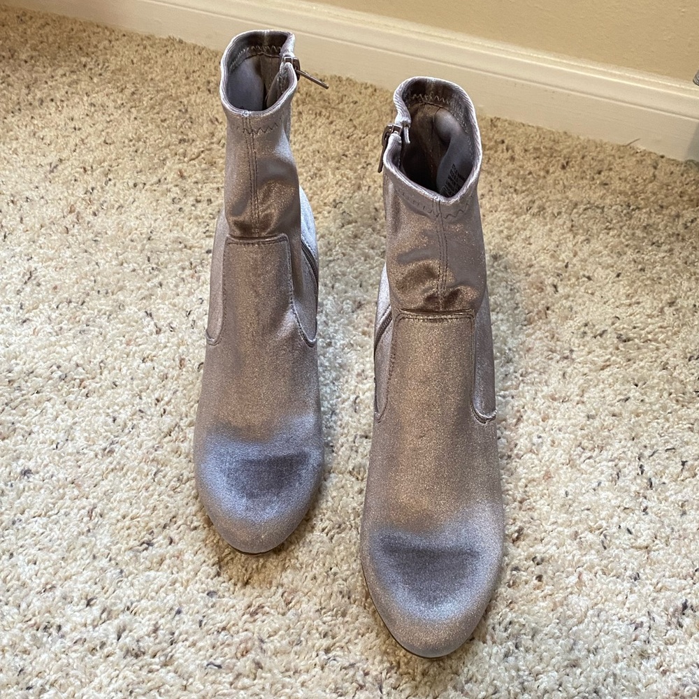 Francesca’s Booties - Picture 2 of 7